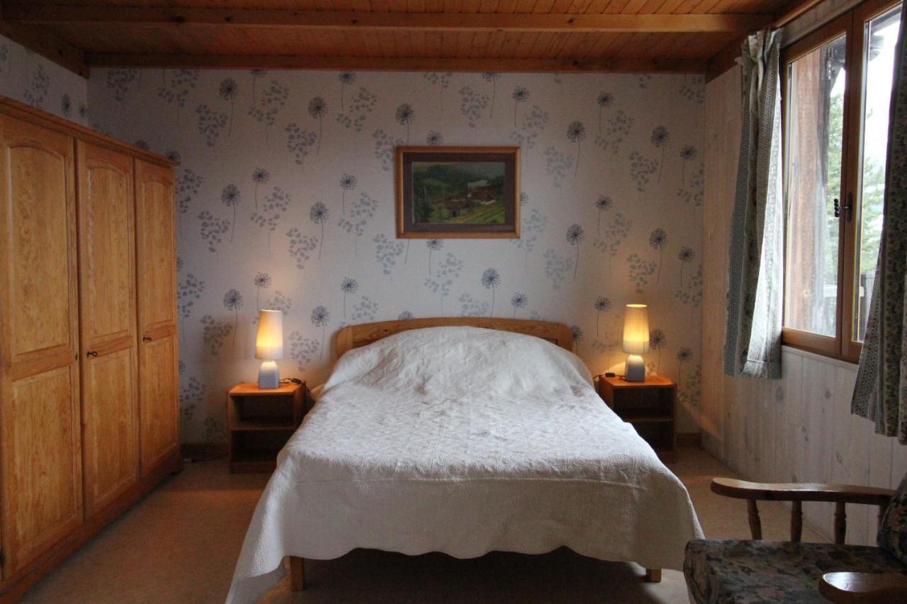 Le Vieux Chalet Bed and Breakfast Embrun Esterno foto