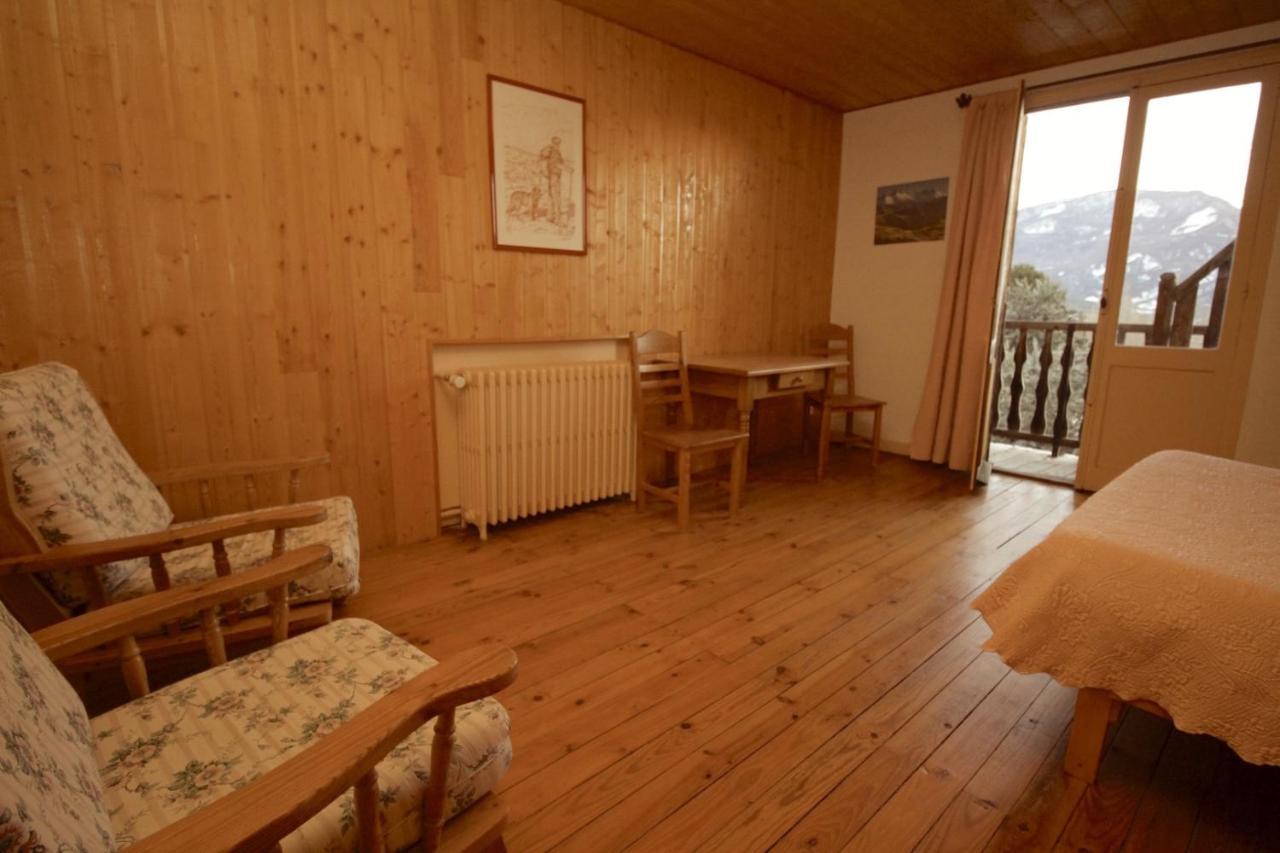 Le Vieux Chalet Bed and Breakfast Embrun Esterno foto